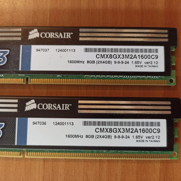 Оперативная память Corsair ddr3 4gb и 8gb 1600mhz