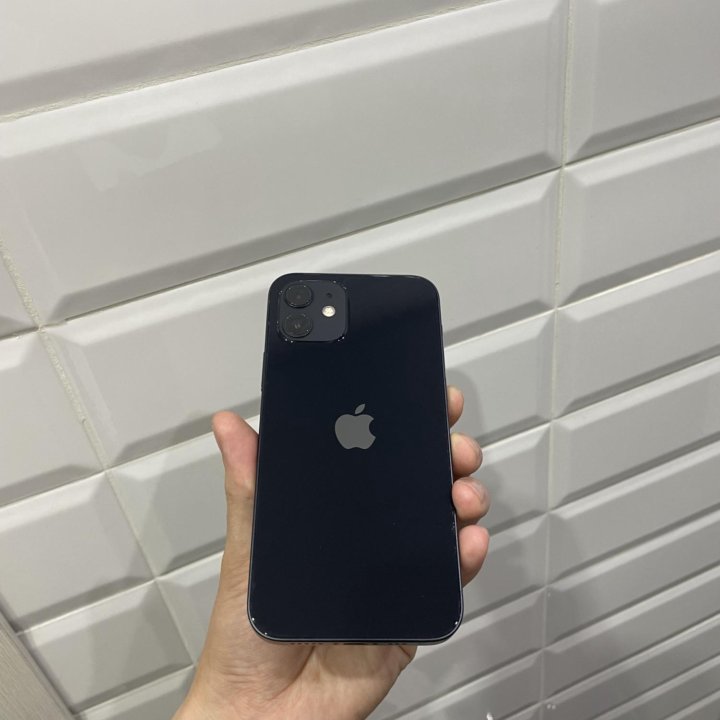 iPhone 12 black 128 gb