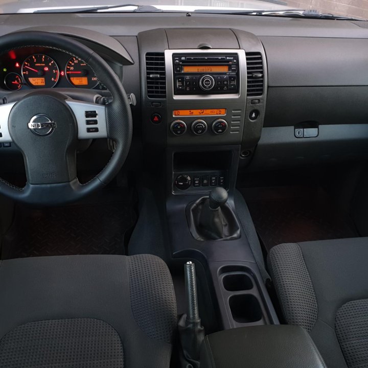 Nissan Pathfinder, 2008