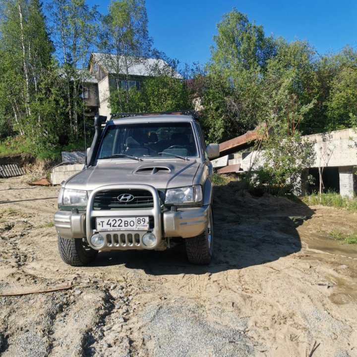 Hyundai Galloper, 2001