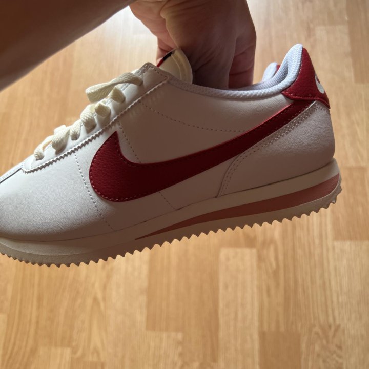 Nike Cortez