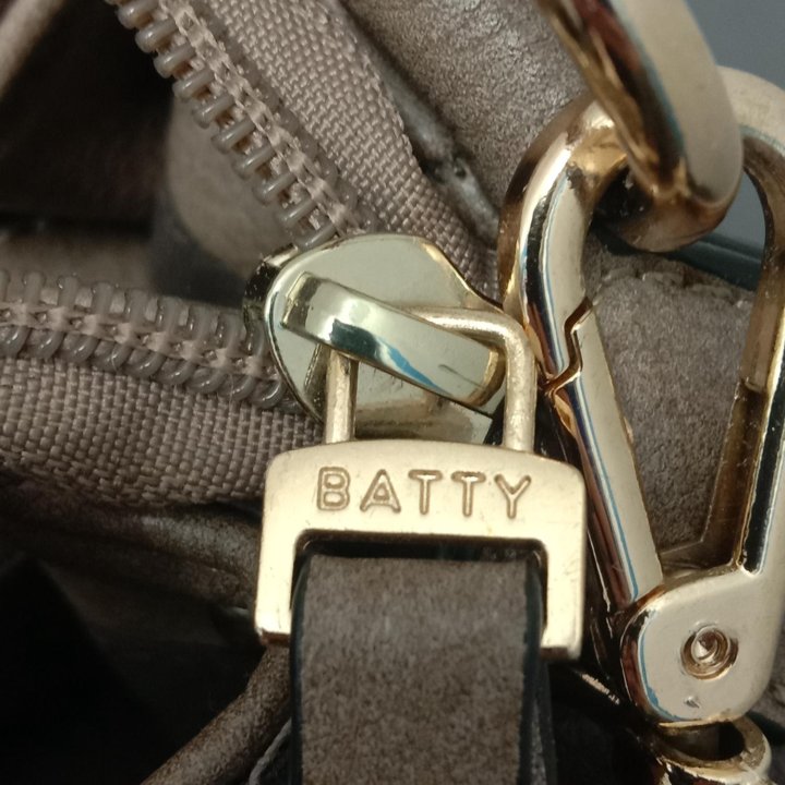 Женская сумка Batty