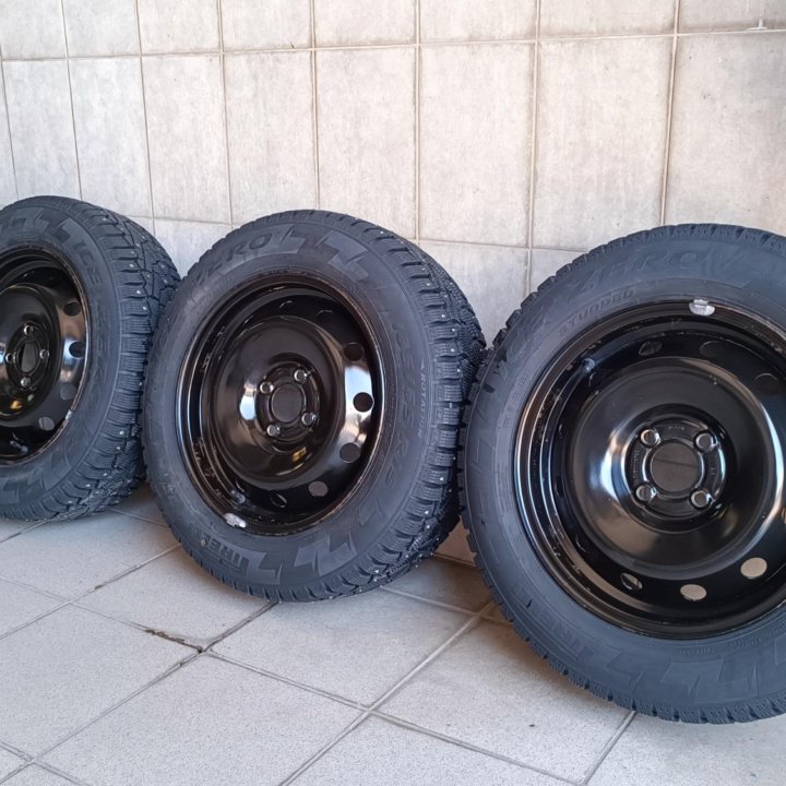 Зимняя резина в сборе pirelli ice zero 185/65 r15