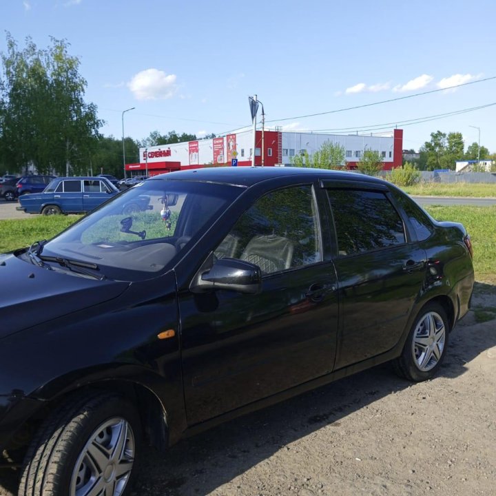 ВАЗ (Lada) Granta, 2014