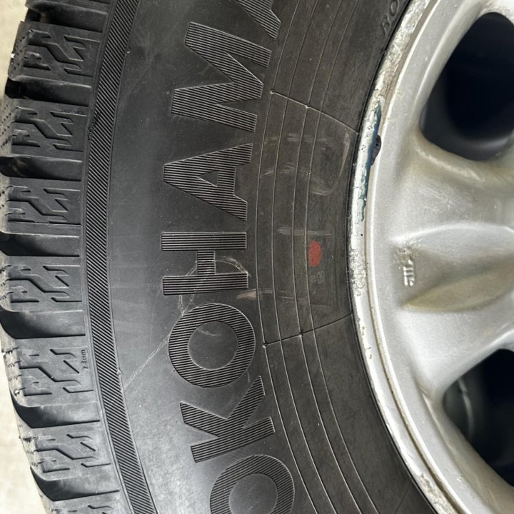 Колеса YOKOHAMA шипы 265/70R16 TLC PRADO SURF