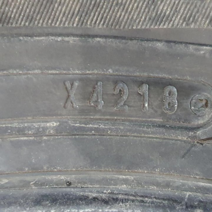 215/60/16 Dunlop WinterMaxx (2018 год).