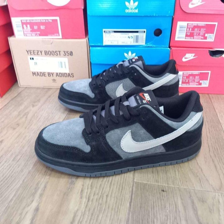 Кроссовки Nike SB Dunk