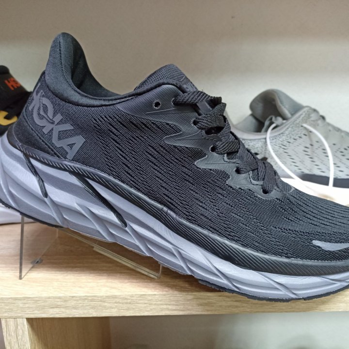 Кроссовки беговые Hoka One One