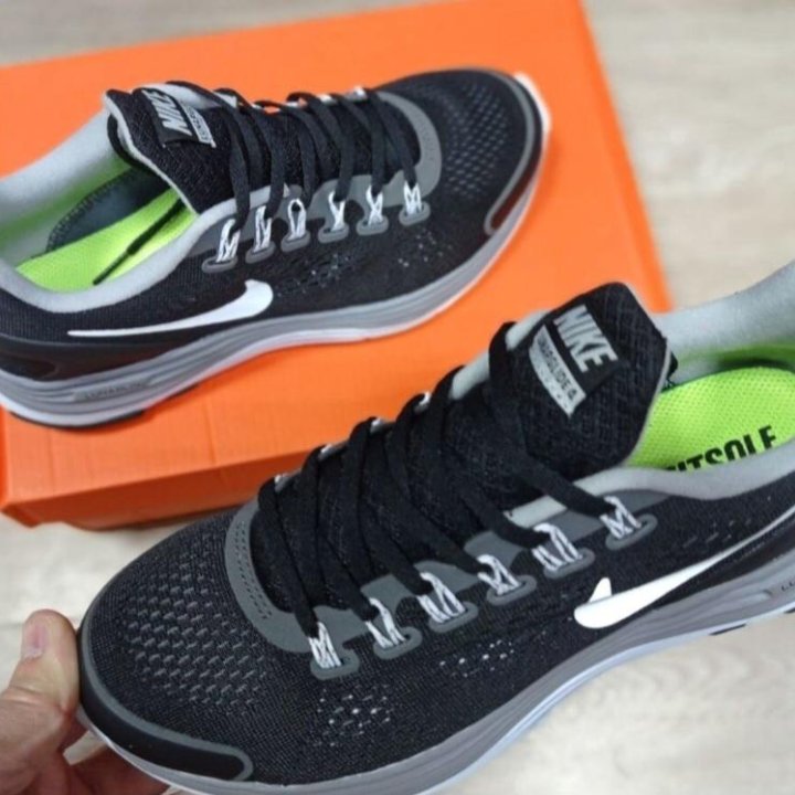 Кроссовки Nike Lunarglide 4