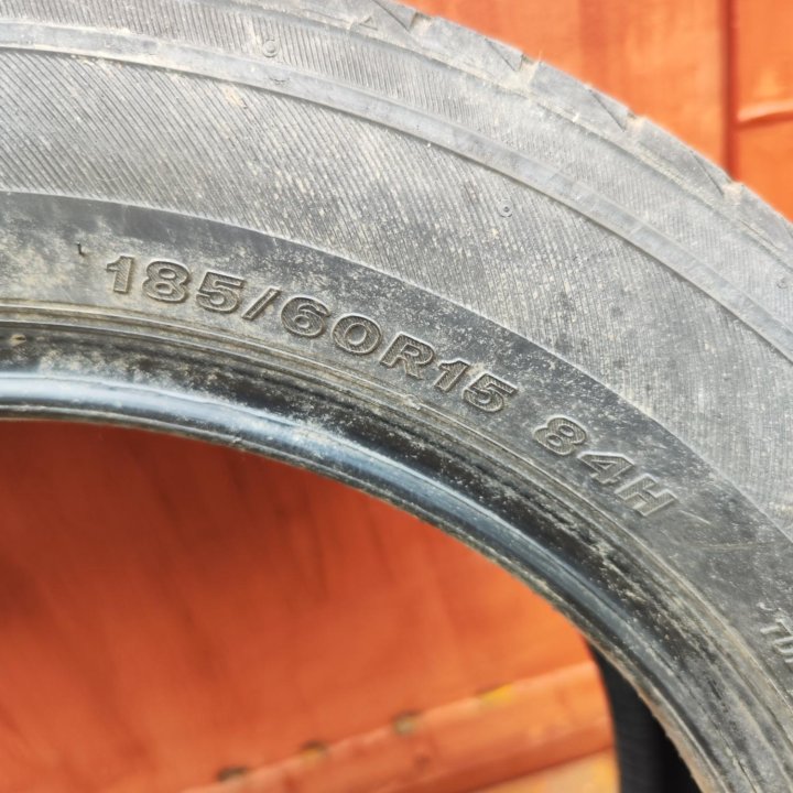 Продам пару Bridgestone (лето)