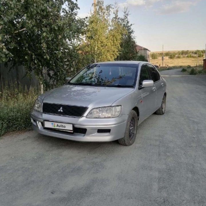 Mitsubishi Lancer, 2002