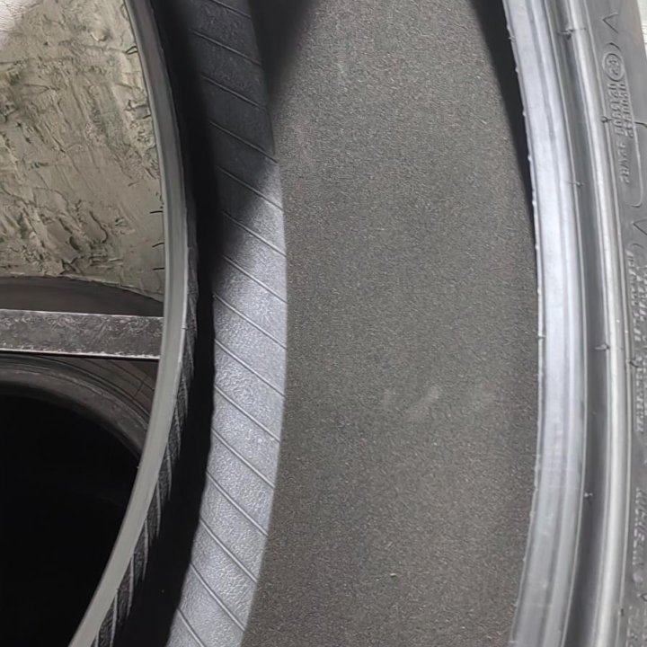 255/45R20 105V Michelin Latitude Sport 3 одна