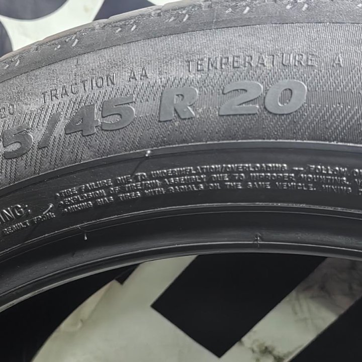 255/45R20 105V Michelin Latitude Sport 3 одна