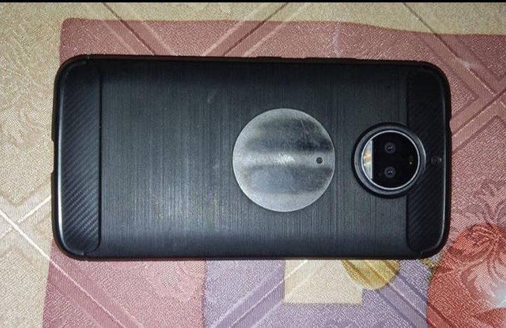 Motorola Moto G5s Plus, 3/32 ГБ