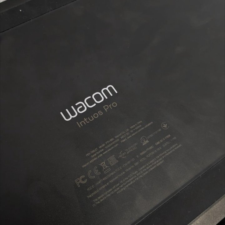 Графический планшет Wacom Intuos Pro M (Paper)