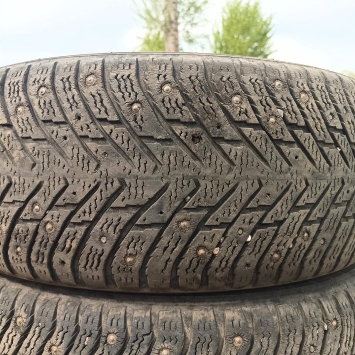 Nokian Hakkapeliitta 8, 225/55/17