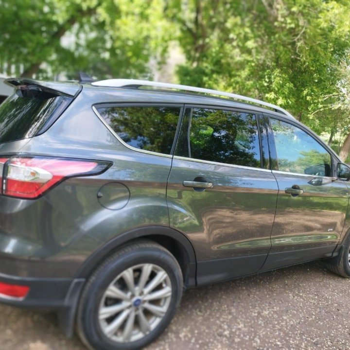 Ford Kuga, 2017