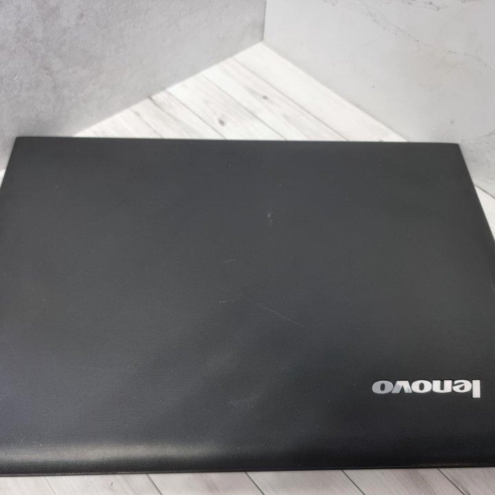 Ноутбук Lenovo IntelPentium/8gb/video-2gb/SSD