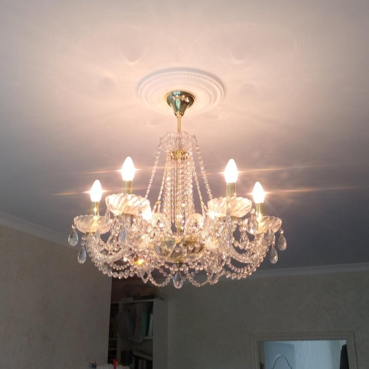 Хрустальная люстра