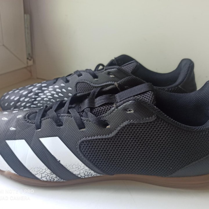 Adidas predator бутсы футзалки оригинал 44,5 разме