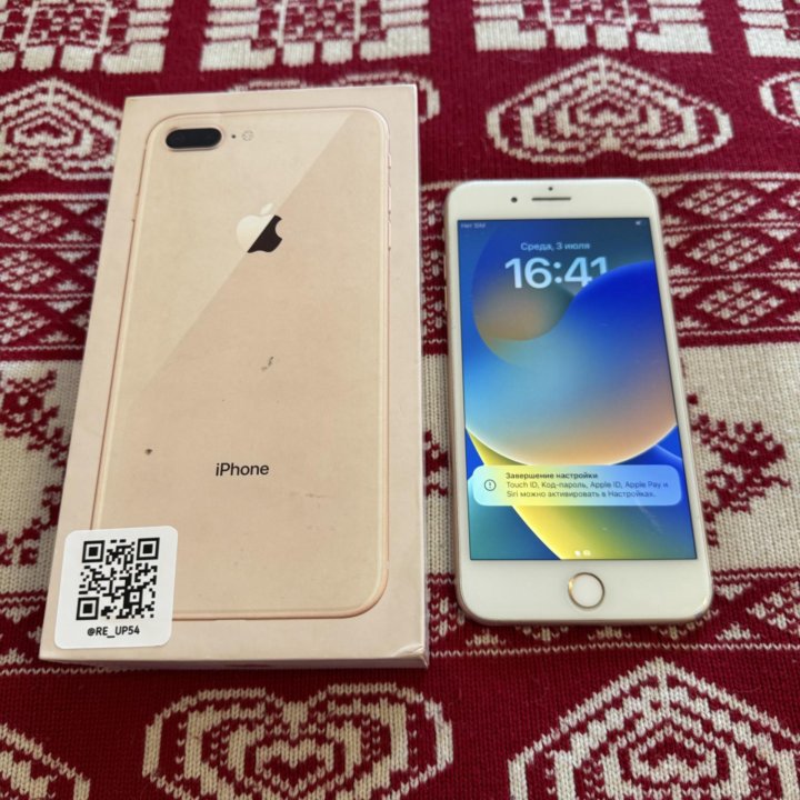 iPhone 8 Plus 64 Gold