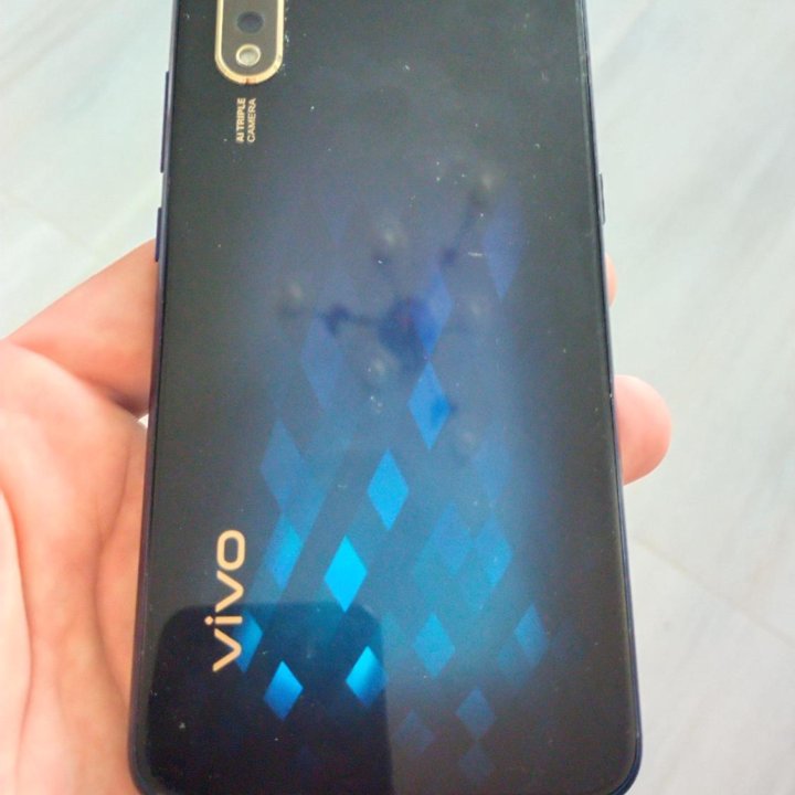 Смартфон Vivo V17neo