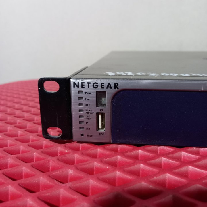 Коммутатор Netgear GSM7228PS