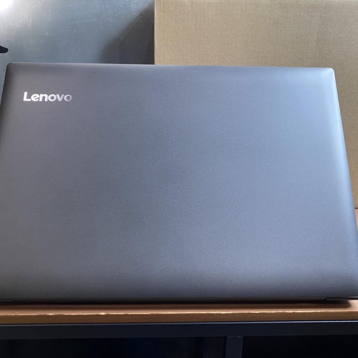 Lenovo V320 17,3