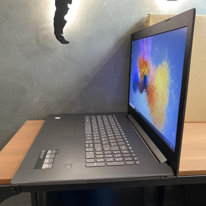 Lenovo V320 17,3