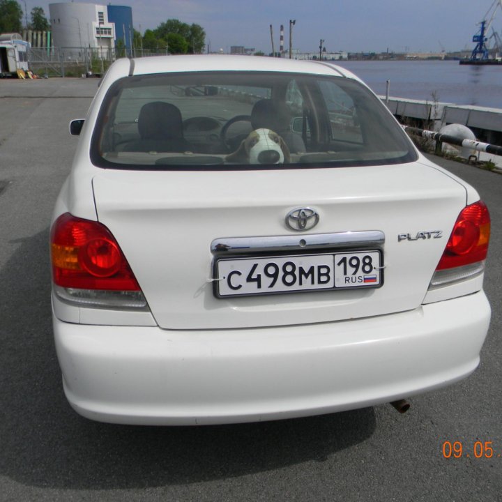 Toyota Platz, 2003