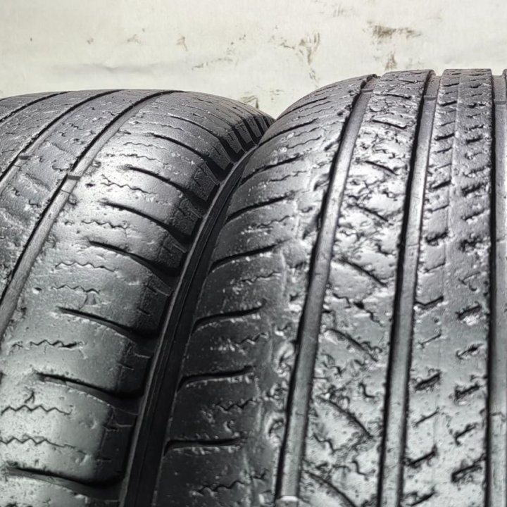 225/65R17 102T Michelin Latitude Tour