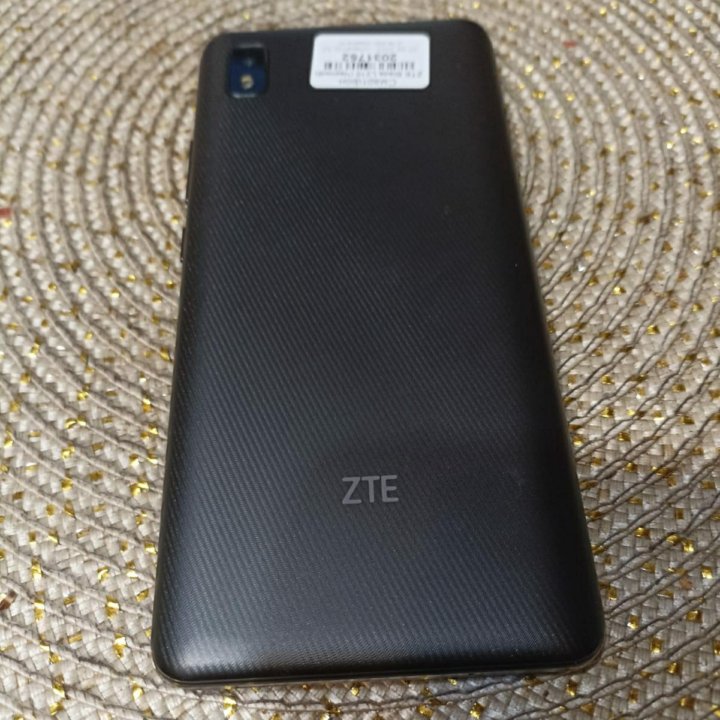 Смартфон ZTE