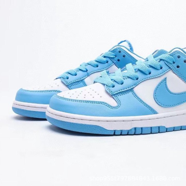 Кроссовки Nike SB Dunk Low