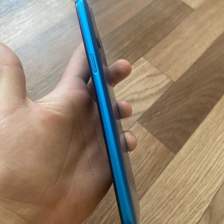 Телефон realme c3