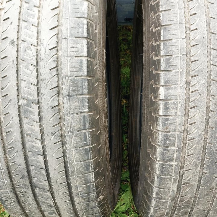 Продам комплект резины 285/60 R18