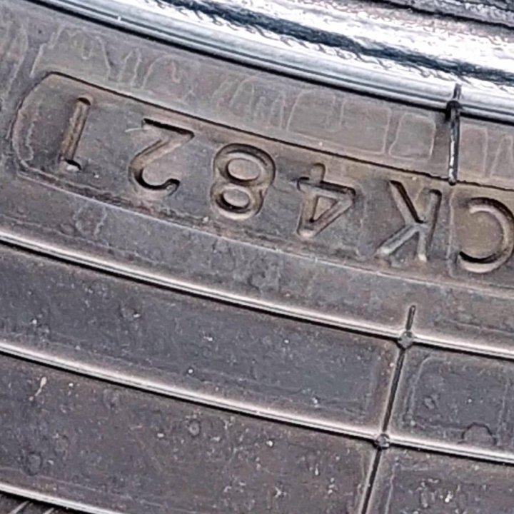 Продам комплект резины 285/60 R18