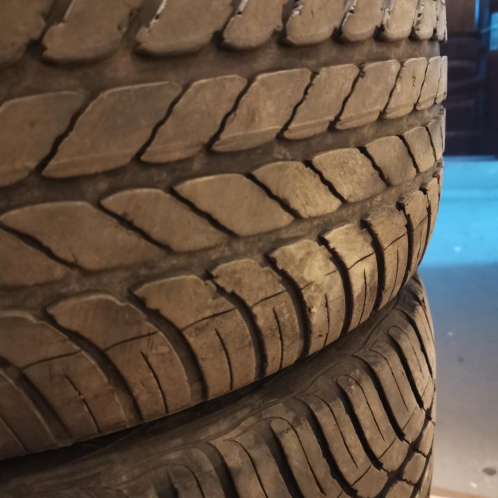 Goodyear OptiGrip 225/50 R17 95W