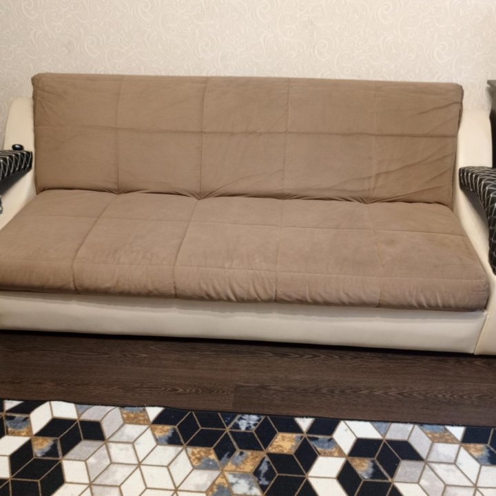 Диван акордион.