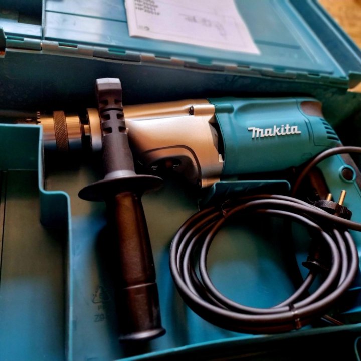 Дрель ударная Makita HP 2050