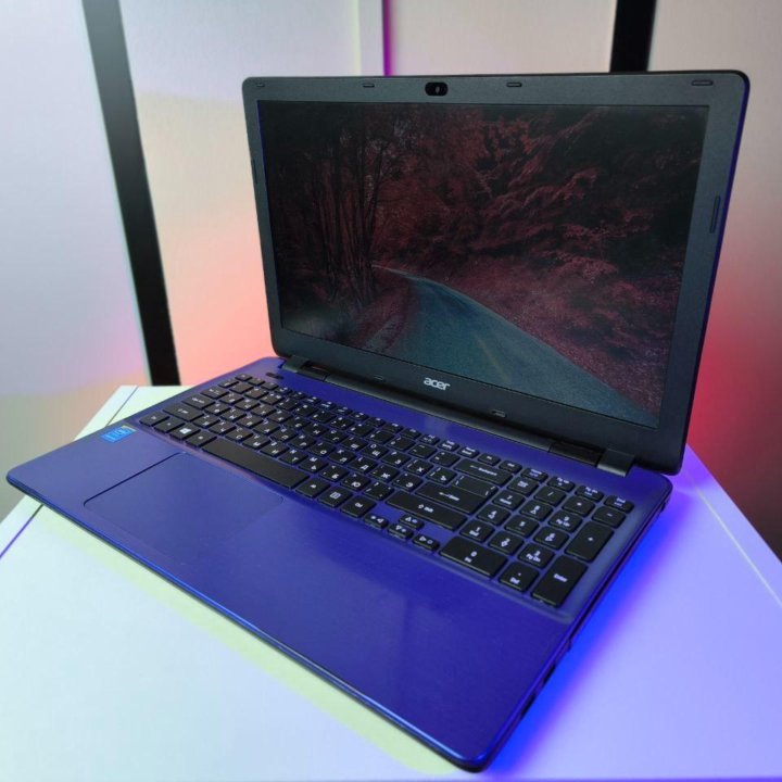 Ноутбук acer (intel / 8GB / SSD+HDD )