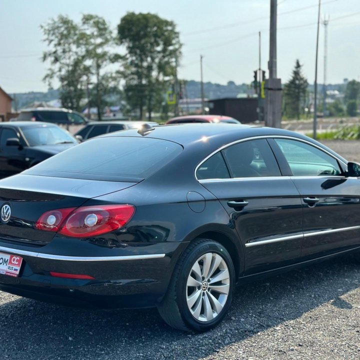 Volkswagen Passat CC, 2011