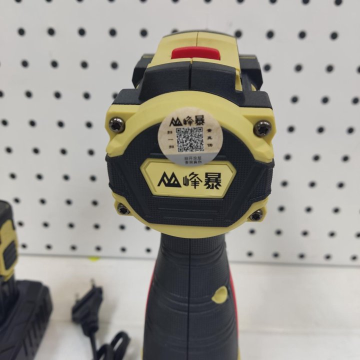 Шуруповерт Безщеточный Fehg Bao.