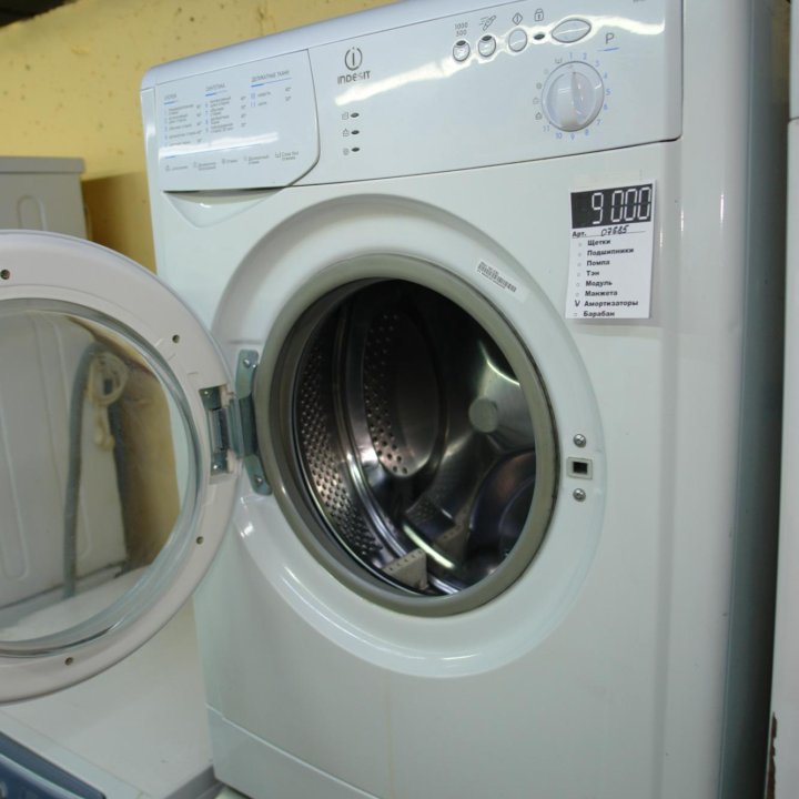 Стиральная машина Indesit WIUN 100