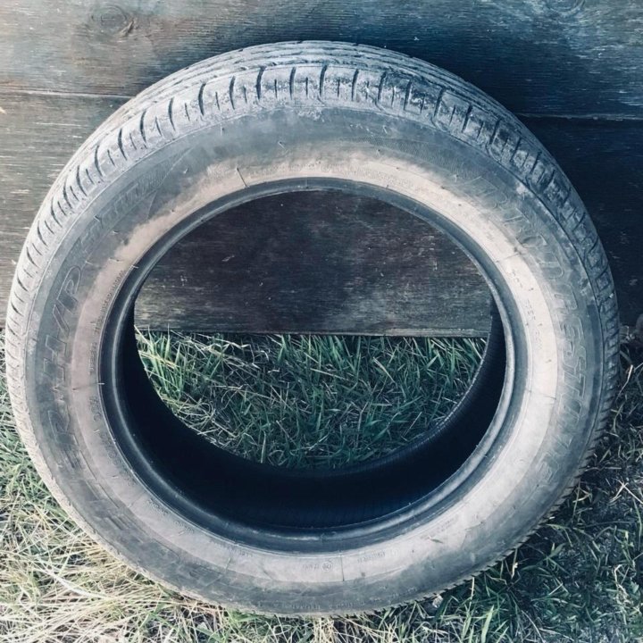 Летняя резина Bridgestone 215/60R17