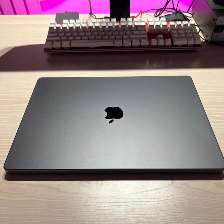 MacBook Pro 16 M3 Pro (Новый)