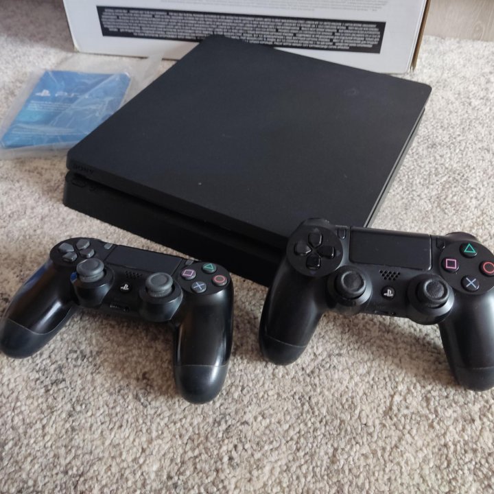 PS4 Slim+2 джоя+GTA 5, RDR 2, UFC 3 и тд