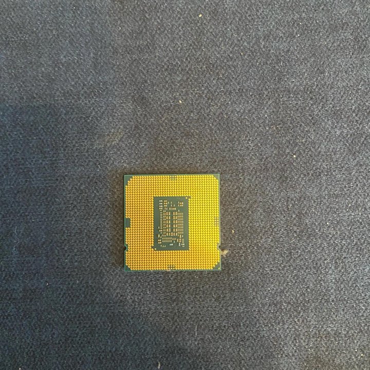 Процессор Intel Core i3-10100f