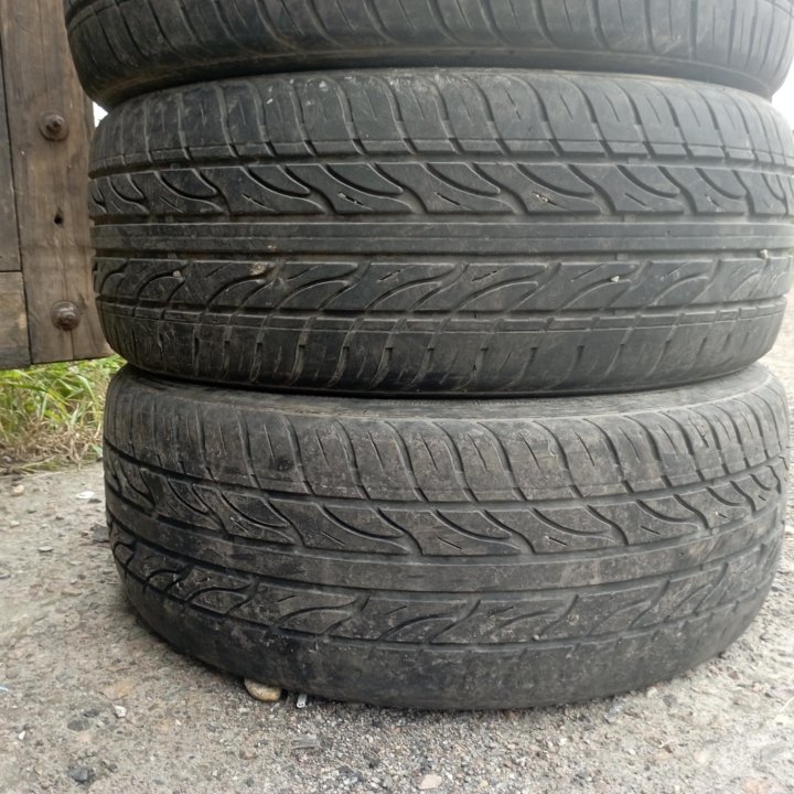 Продам резину 205/45 R17 лето