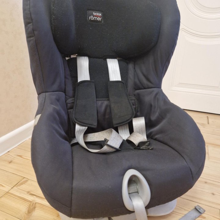 Автокресло britax romer