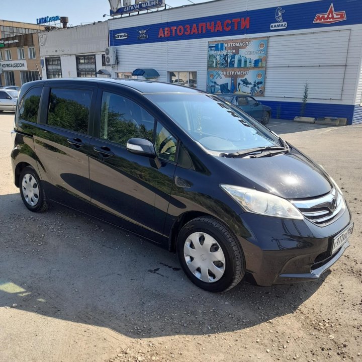 Honda Freed, 2013